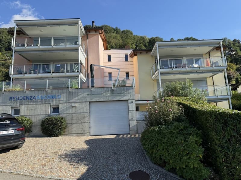 Wohnung mit grossen Terrassen und Pool (4)