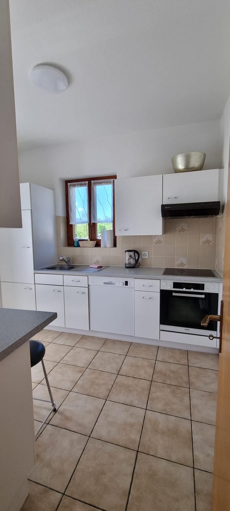 Gordola – Helle 4-Zimmer mit Balkon (5)