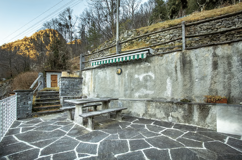 Casa immersa nella natura a Mosogno (8)