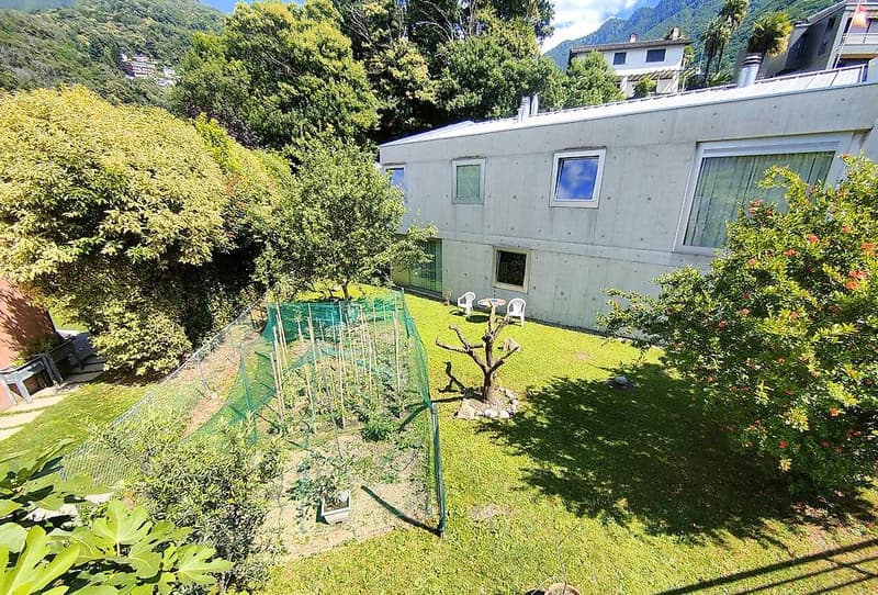 Meravigliosa villa immersa nel verde a Giubiasco (Lôro) (2)