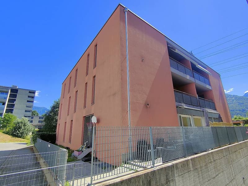 Appartamento 4 ½ locali, 2, ultimo piano/zona residenziale (1)