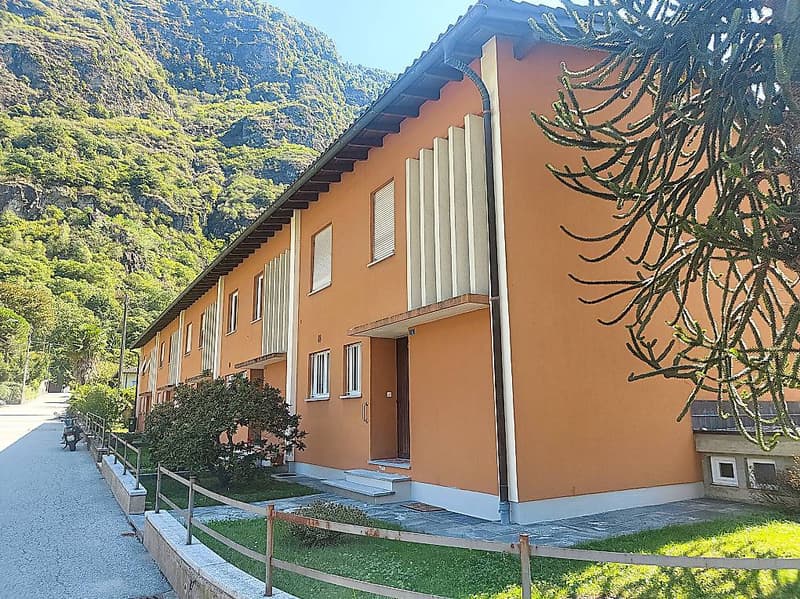 Casa monofamiliare a schiera di prima testa a Biasca (5)