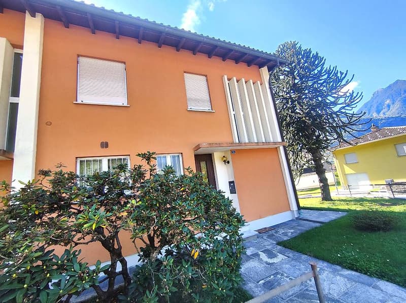 Casa monofamiliare a schiera di prima testa a Biasca (2)