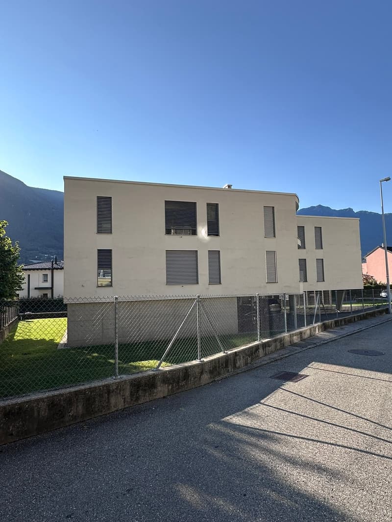 Moderno appartamento 1.5 locali a Carasso (4)