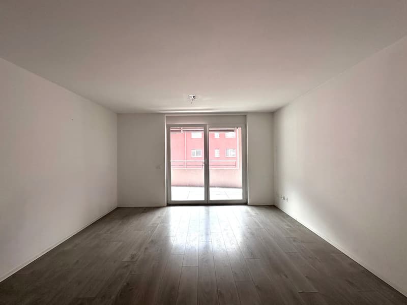 Moderno appartamento 2.5 locali con balcone a Cadenazzo (10)