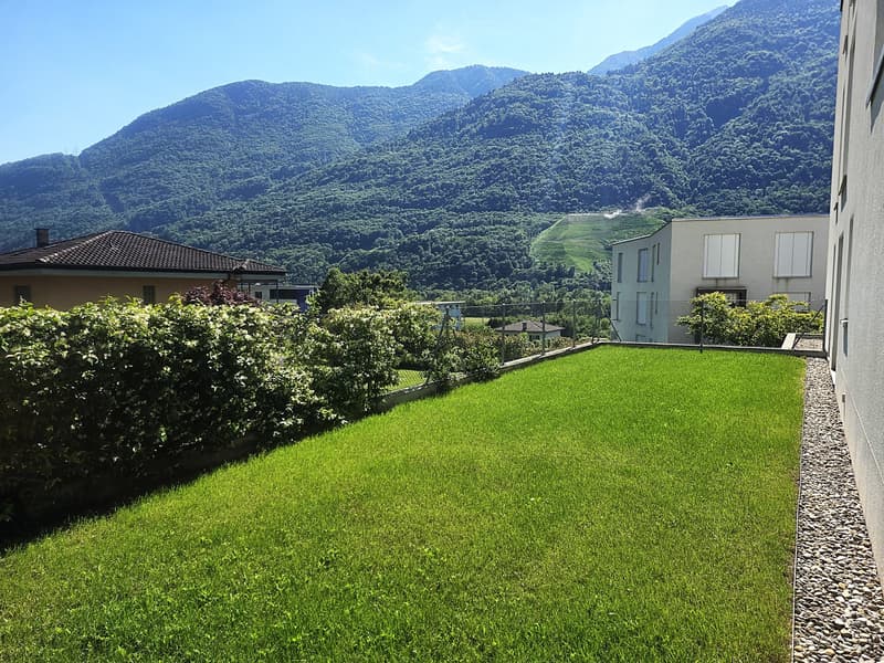 Moderno appartamento  di 4.5 locali con giardino a Claro – Nuova costruzione con vista (2)