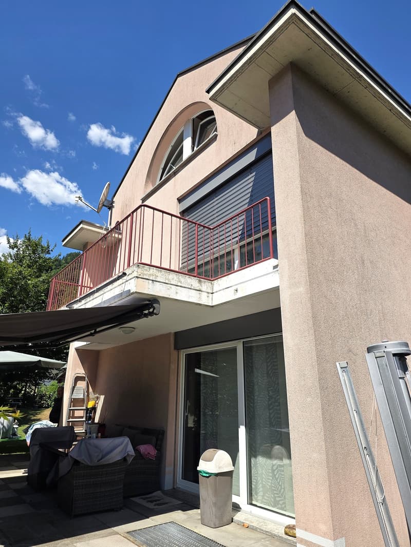 Spaziosa casa unifamiliare di 6 locali a Gorduno (2)