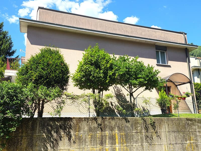Spaziosa casa unifamiliare di 6 locali a Gorduno (10)