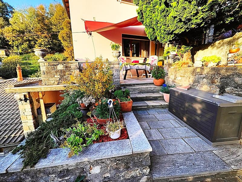Incantevole casa di 6.5 locali + rustico a Pianezzo (20)