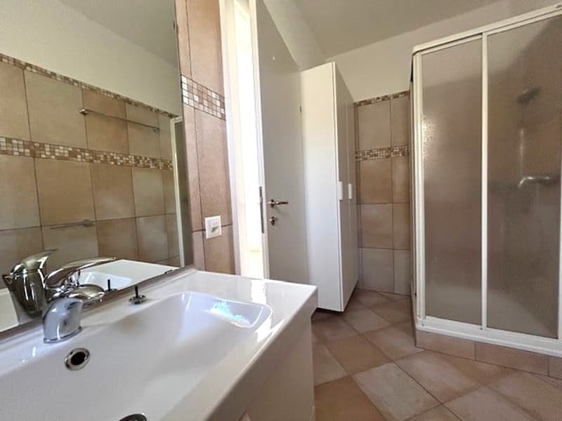 Grande 4 ½ locali a Giubiasco in zona residenziale (13)