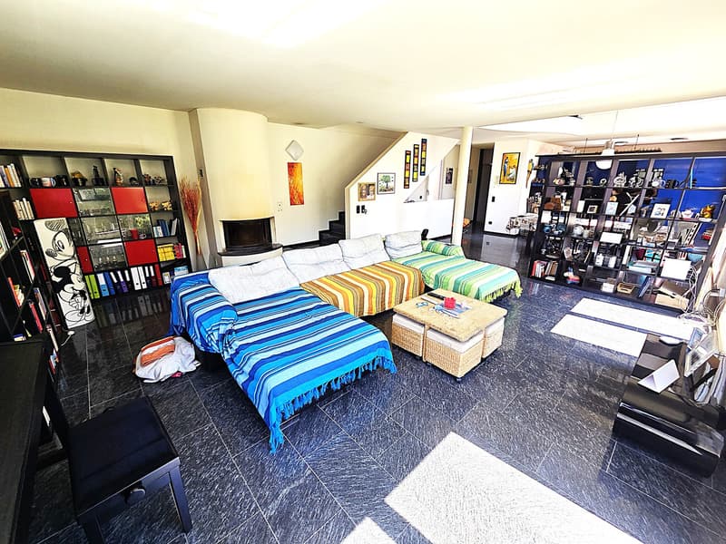 Spaziosa villa unifamiliare a Castione (19)