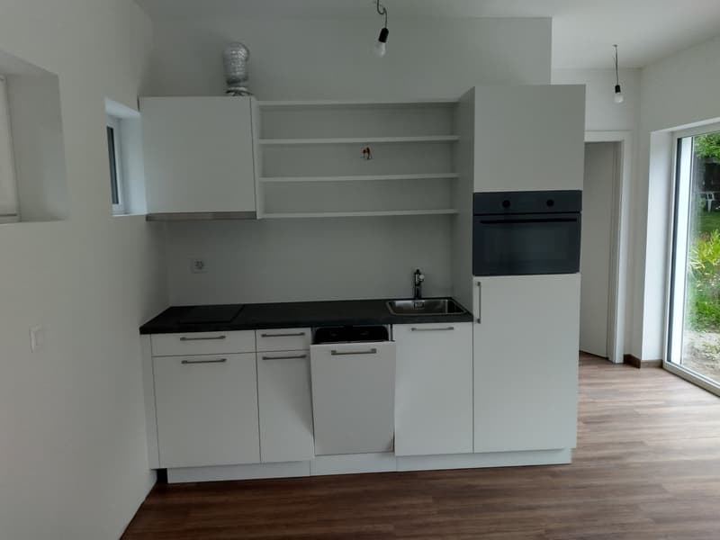 Ökologisches Tiny House an idyllischer Lage mit grossem Sitzplatz und Garten (6)