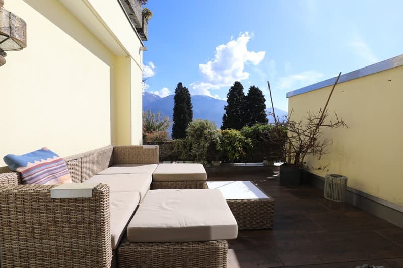 Appartement 2 pièces moderne, ensoleillé avec une belle vue (6)