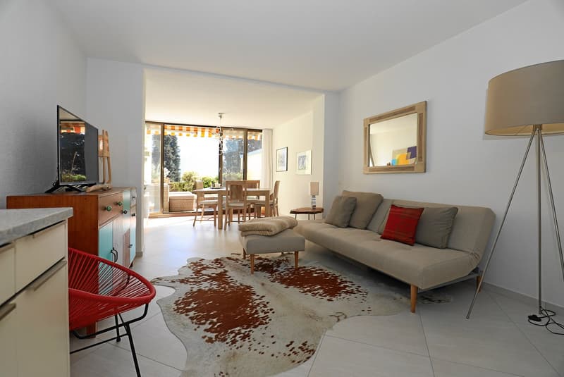 Appartement 2 pièces moderne, ensoleillé avec une belle vue (2)