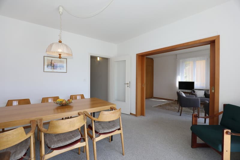 4.5-Zimmer-Eigentumswohnung mit grossem Balkon und Garage (8)