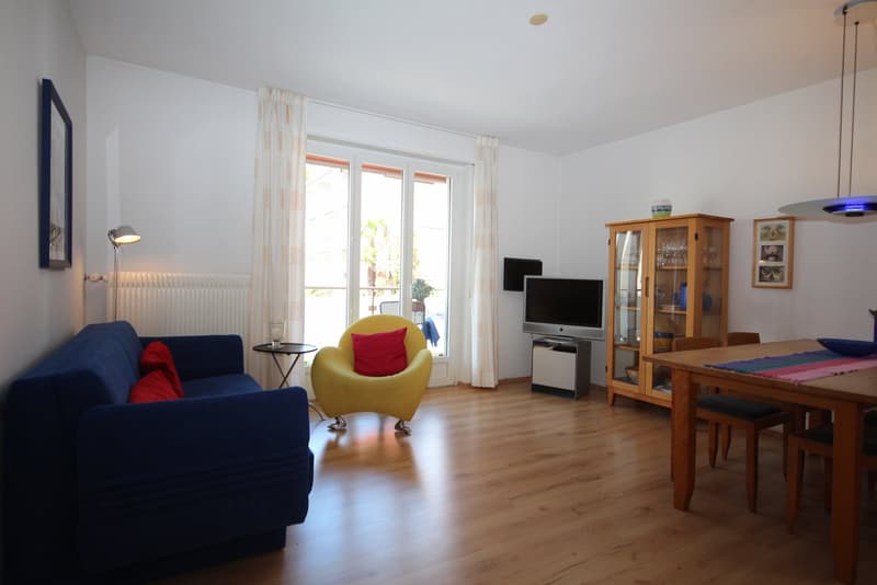 Charmante 2.5-Zimmer-Wohnung mit Balkon und Bergblick in Ascona (5)