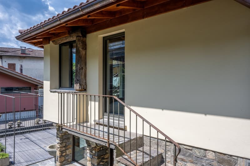 Attraktive, komplett renovierte 2.5-Zimmer-Maisonette-Wohnung (15)