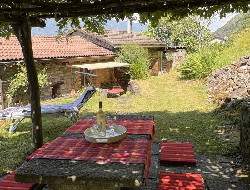 Komfortables Rustico mit Panoramasicht auf See und Berge im Gambarogno (19)