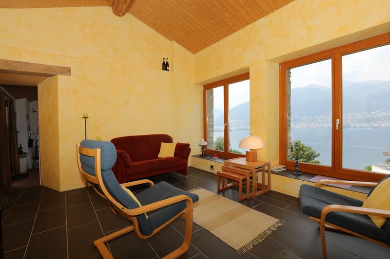 Komfortables Rustico mit Panoramasicht auf See und Berge im Gambarogno (9)