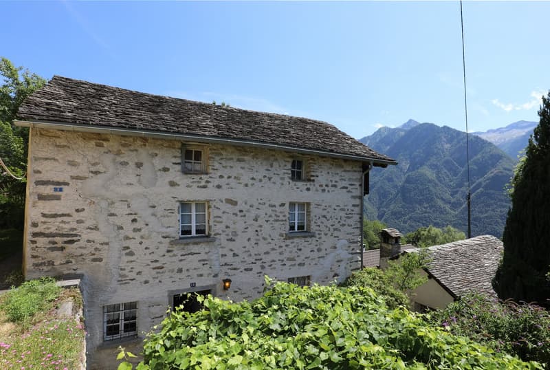 Rustikales Steinhaus ruhig und sonnig im Calancatal (3)