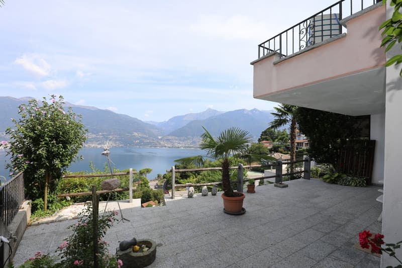 Doppelhaus-Hälfte mit herrlicher Sicht auf den Lago Maggiore (4)
