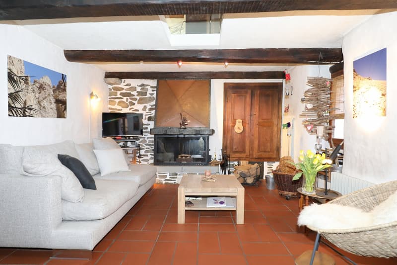 Grosszügiges Rustico, mit originalen Details und Geschmack ausgebaut (5)