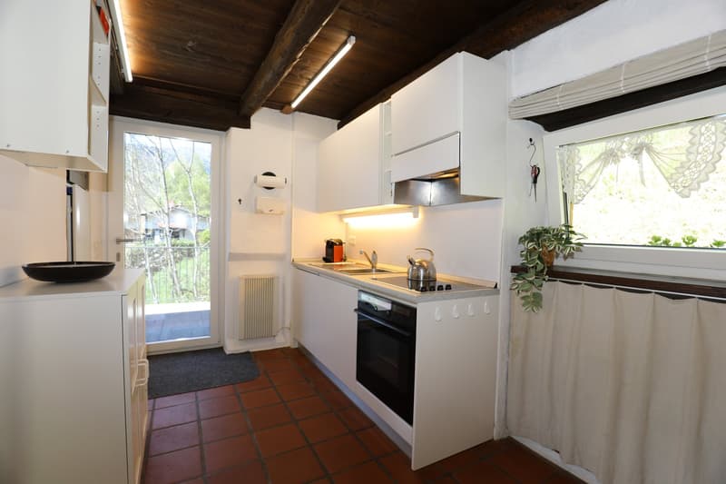 Rustico mit allem Komfort und Garten in Lugano Bogno (9)