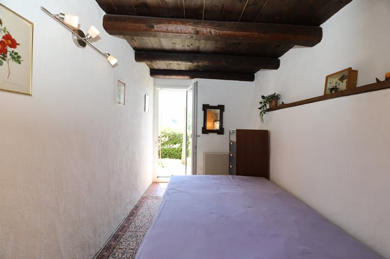 Rustico mit allem Komfort und Garten in Lugano Bogno (11)