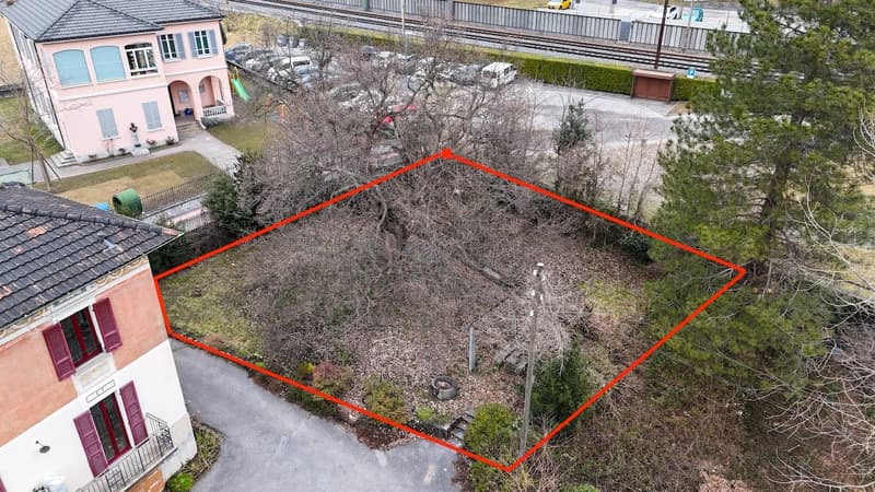 Terreno edificabile con licenza edilizia approvata