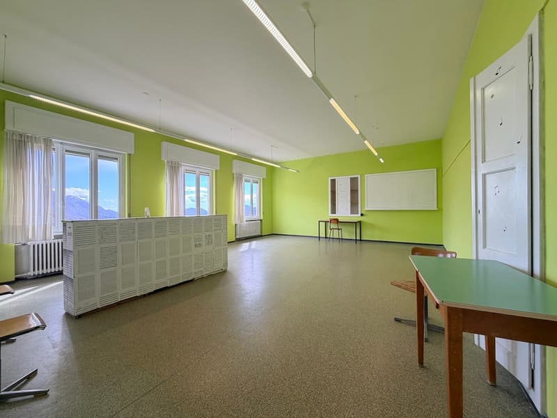 Casa Unifamiliare da riattare con stupenda vista e con licenza approvata (14)
