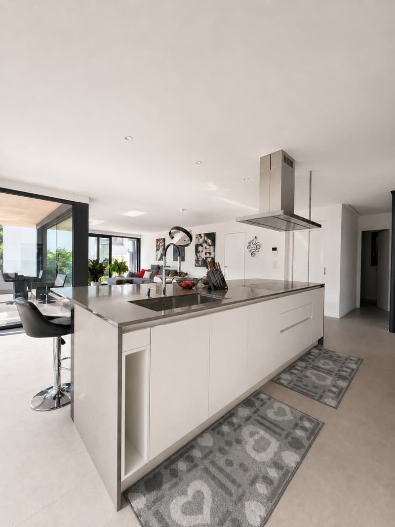 Elegante Casa Bifamiliare – Moderna, Silenziosa e con Vista sulle Montagne (10)