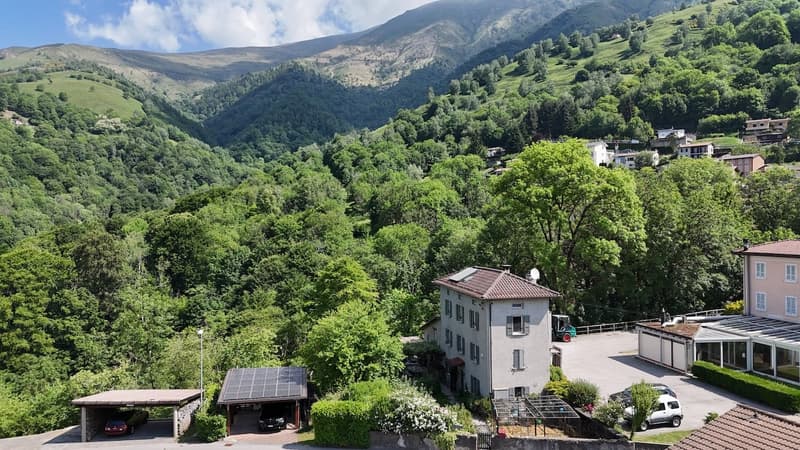 Casa Ticinese di carattere con splendido giardino e massima privacy a Bogno (7)
