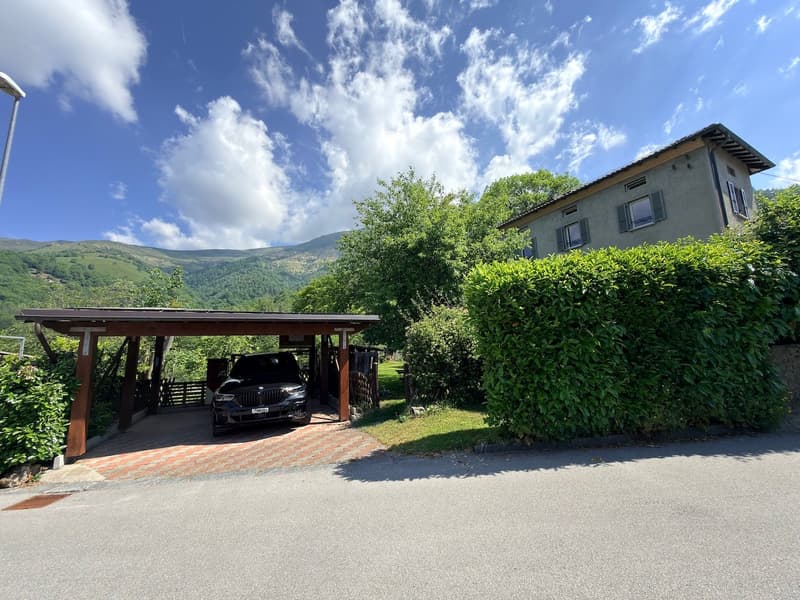 Casa Ticinese di carattere con splendido giardino e massima privacy a Bogno (13)