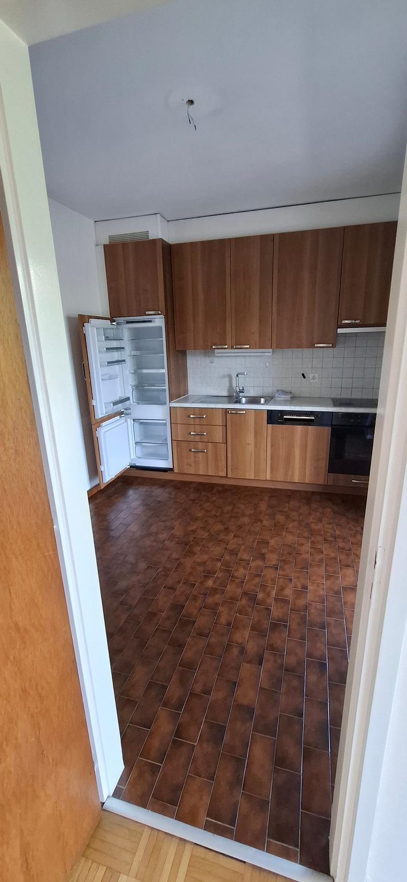 Appartamento di 3.5 locali con balcone ad Agno (8)