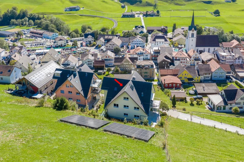 In eine idyllische grüne Landschaft eingebettet.... Ist das eventuell Ihr neues zu Hause?