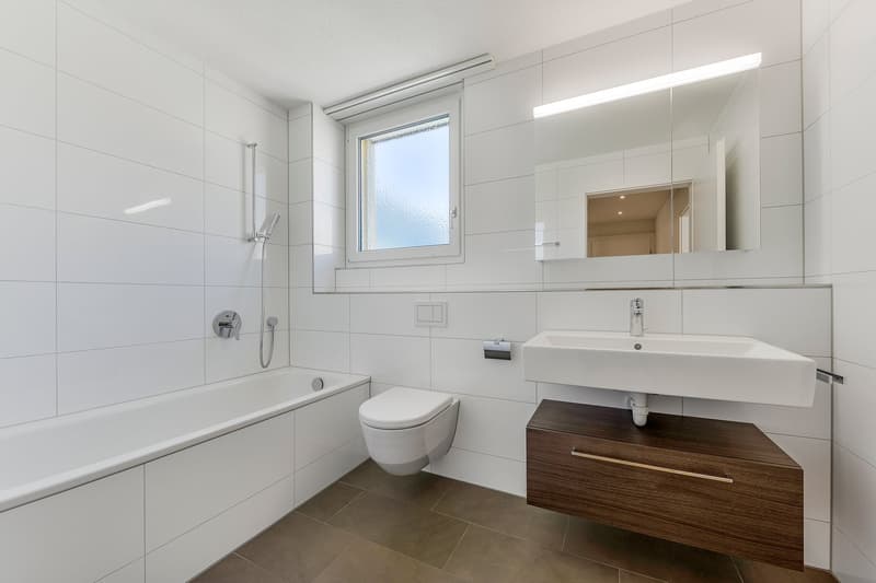 Helle 3.5 Zimmer Wohnung zu vermieten (5)