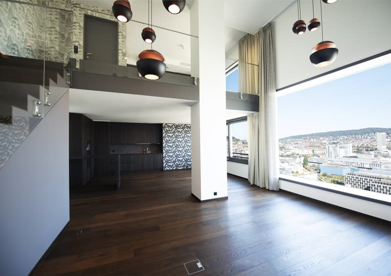 Zweistöckiges Luxus-Penthouse mit fantastischer Sicht über die Stadt Zürich (2)