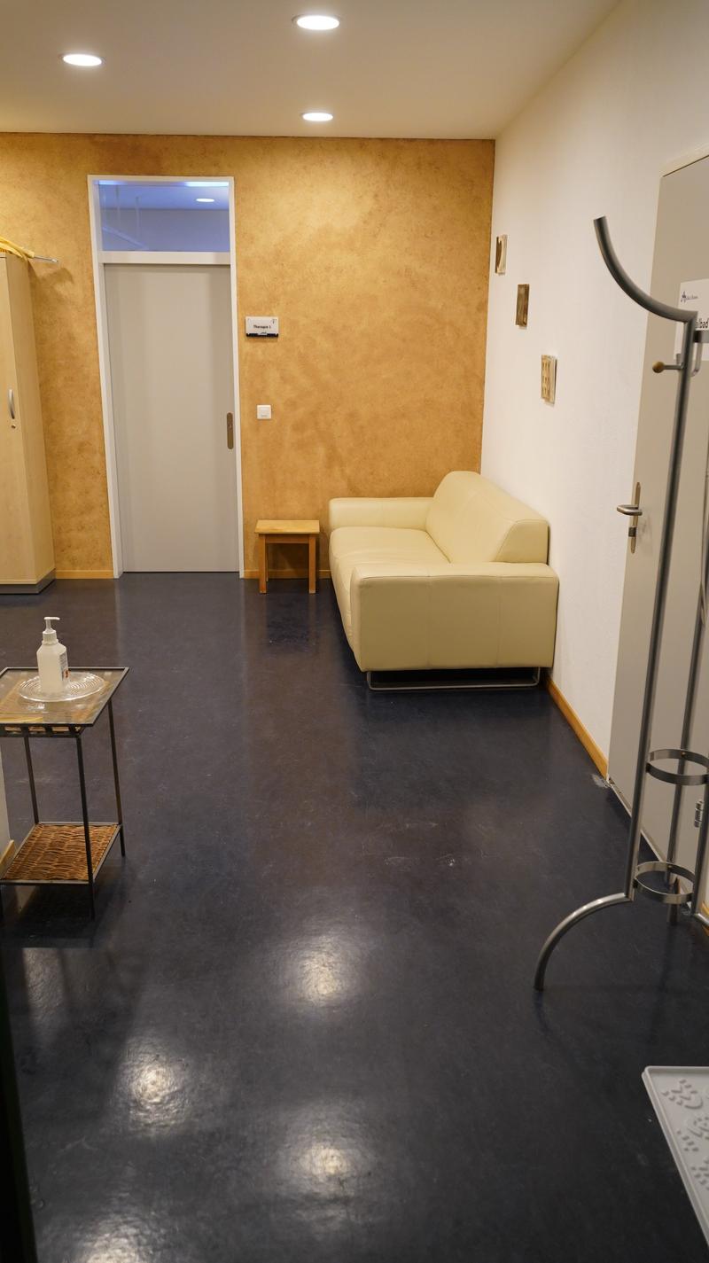 Practice/Therapy/Office spaces or other (playrooms - meeting point etc.) (3)