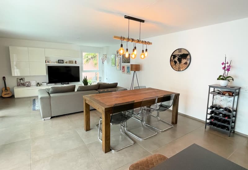 Elegante appartamento con terrazza in zona comoda e strategica (4)