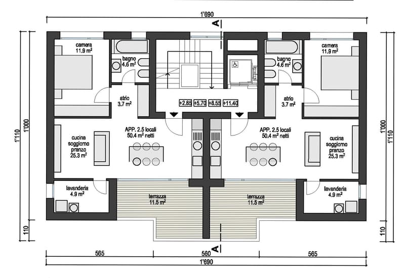 2 living rooms, 2 kitchens, 4 bedrooms, 4 bathrooms, terrace