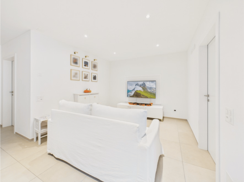 Nuovo esclusivo appartamento con terrazza in zona comoda e strategica (4)