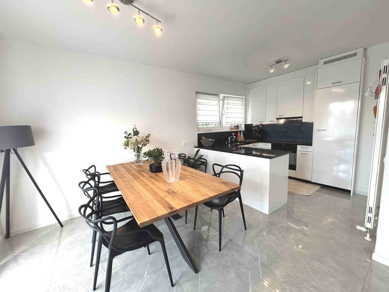 Elegante appartamento in esclusiva residenza (10)