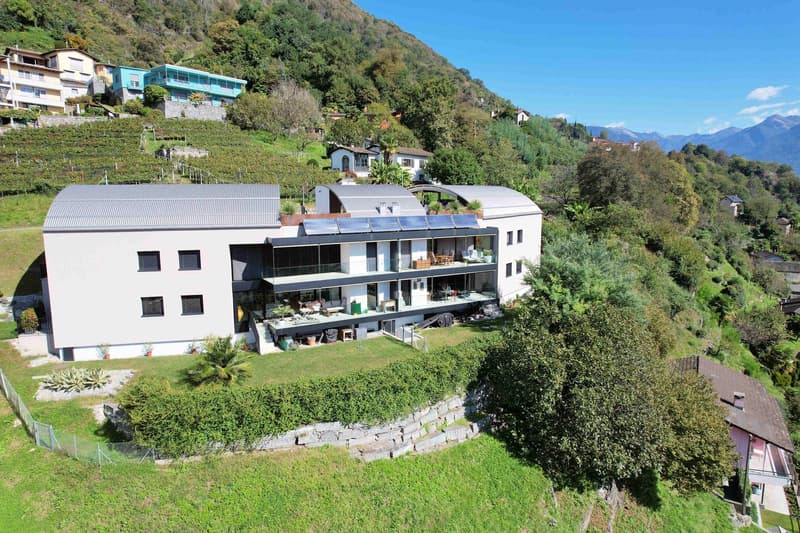 Elegante appartamento in collina con vista panoramica in esclusiva residenza (1)