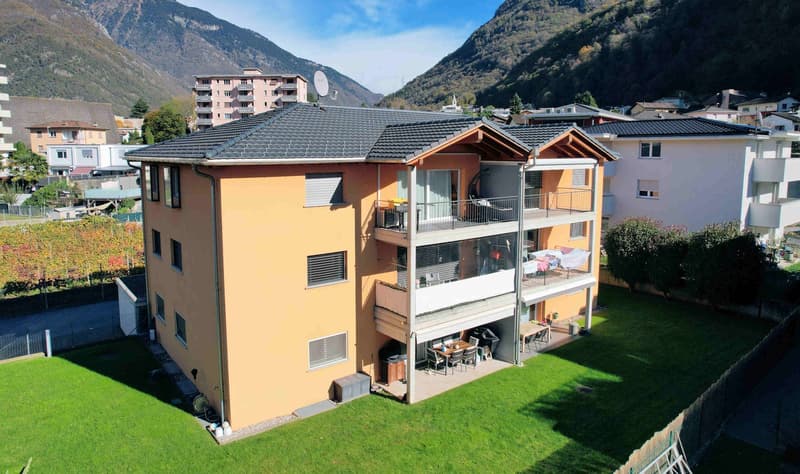 Appartamento con bel giardino in piccola ed elegante costruzione (1)