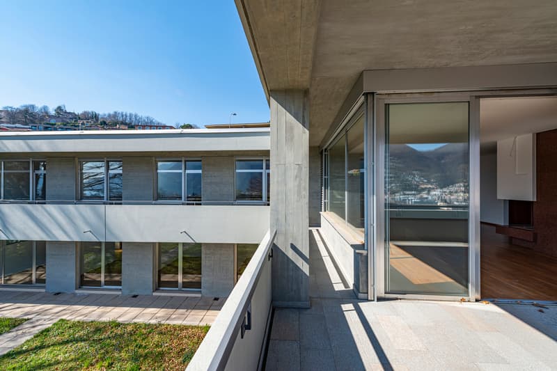 Generosa villa in zona strategica (5)