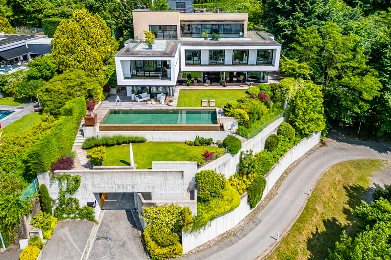 Moderna villa di design (2)
