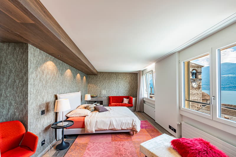 Attico-duplex nel nucleo con vista sul Lago Maggiore (11)