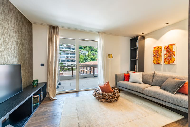 Attico-duplex nel nucleo con vista sul Lago Maggiore (10)