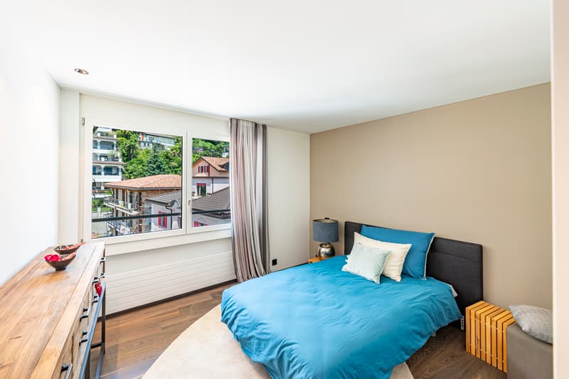 Attico-duplex nel nucleo con vista sul Lago Maggiore (12)