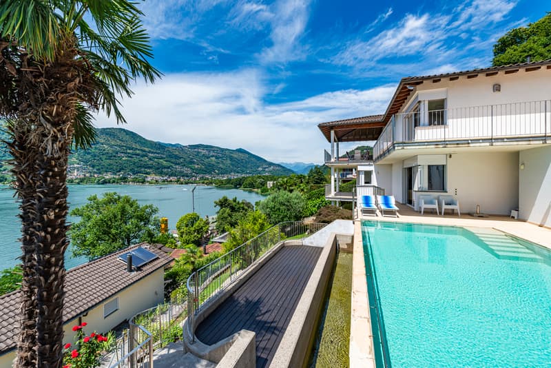 Elegante villa con vista lago a Montagnola (12)